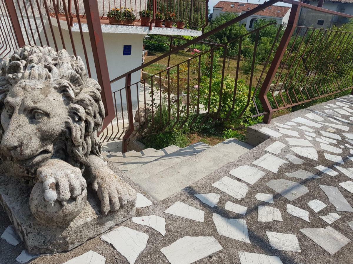 Apartman Ana Lovran Bagian luar foto