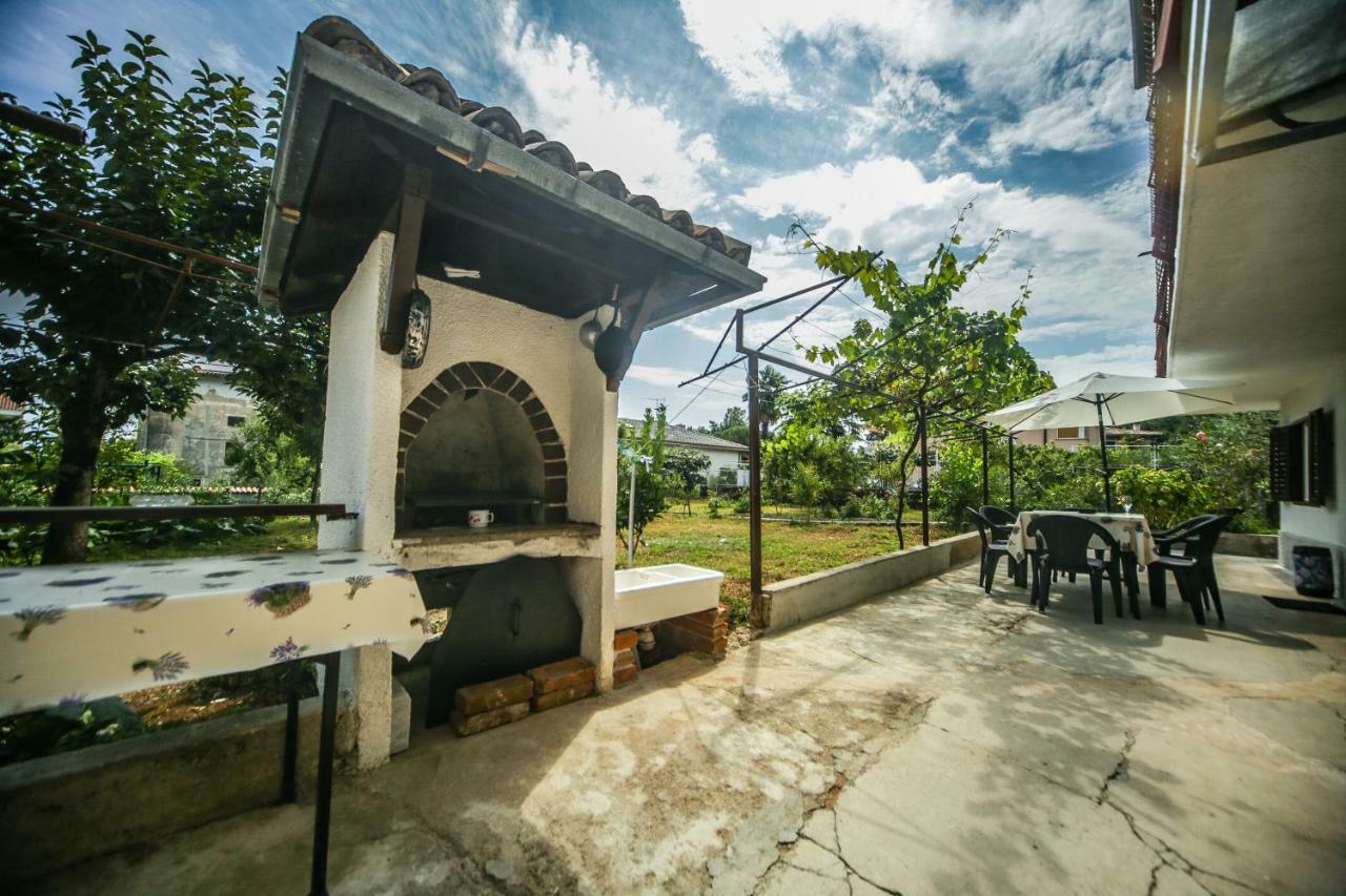 Apartman Ana Lovran Bagian luar foto