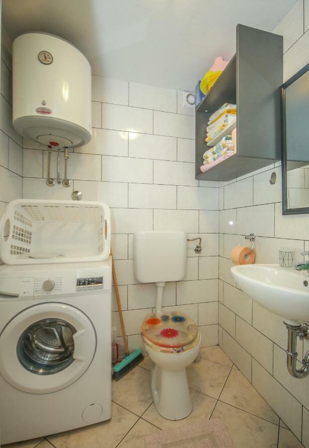 Apartman Ana Lovran Bagian luar foto