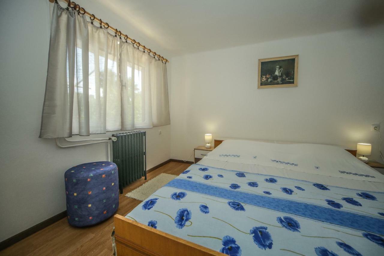 Apartman Ana Lovran Bagian luar foto