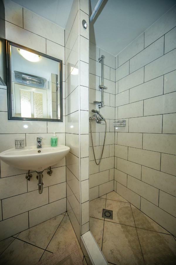 Apartman Ana Lovran Bagian luar foto